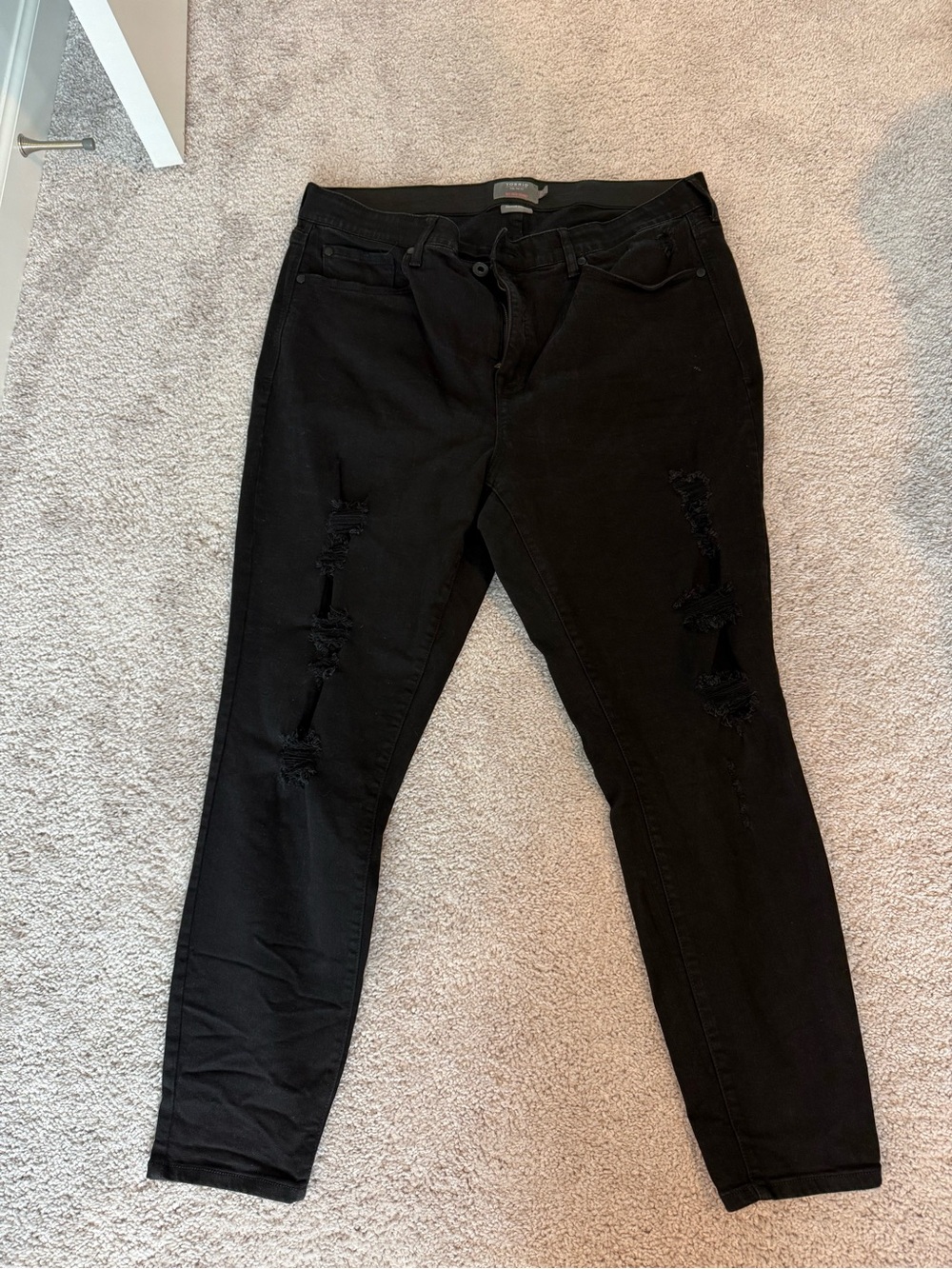 torrid Black distressed Sky High Skinny Jeans